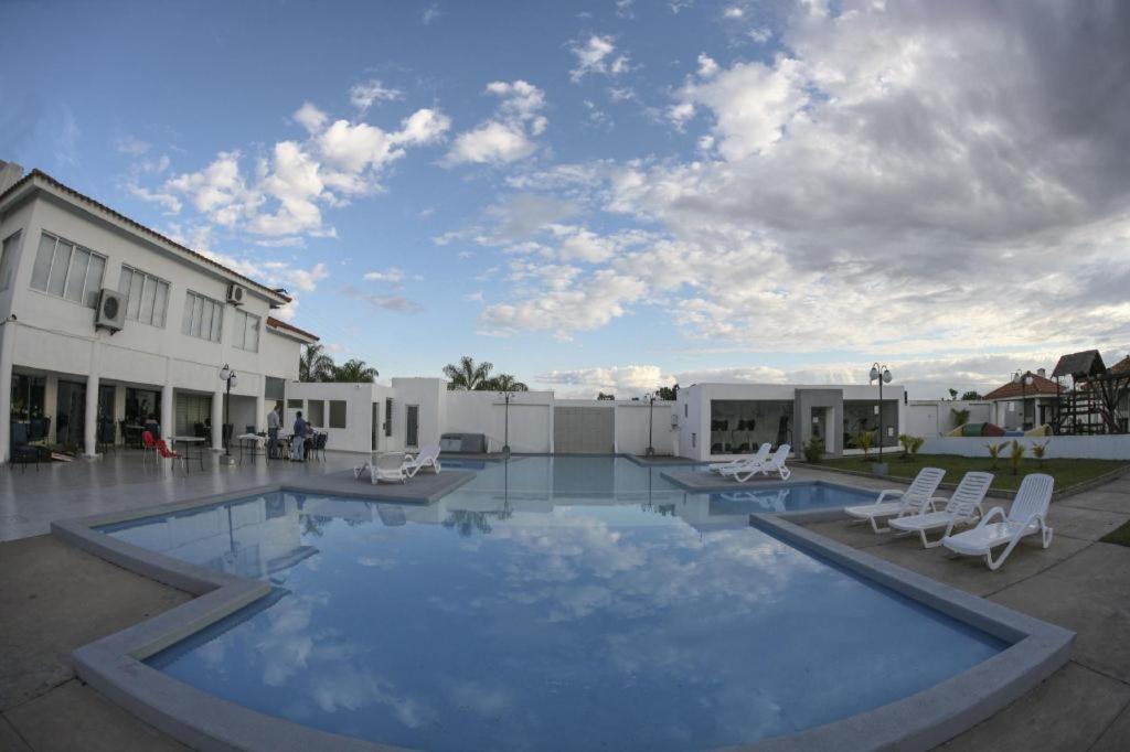 סנטה קרוז דה לה סיירה Terranova Suites מראה חיצוני תמונה