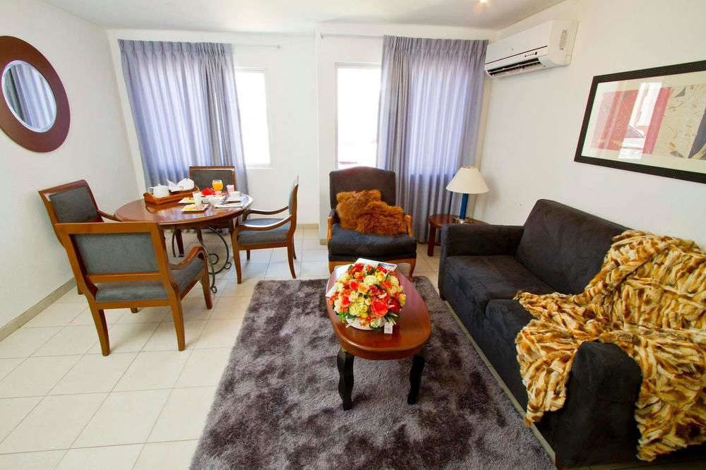 סנטה קרוז דה לה סיירה Terranova Suites מראה חיצוני תמונה